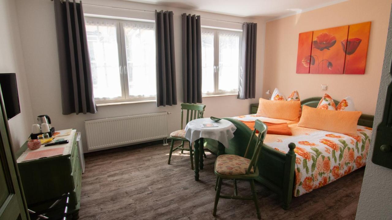 Pension Edelstein Sellin  Buitenkant foto